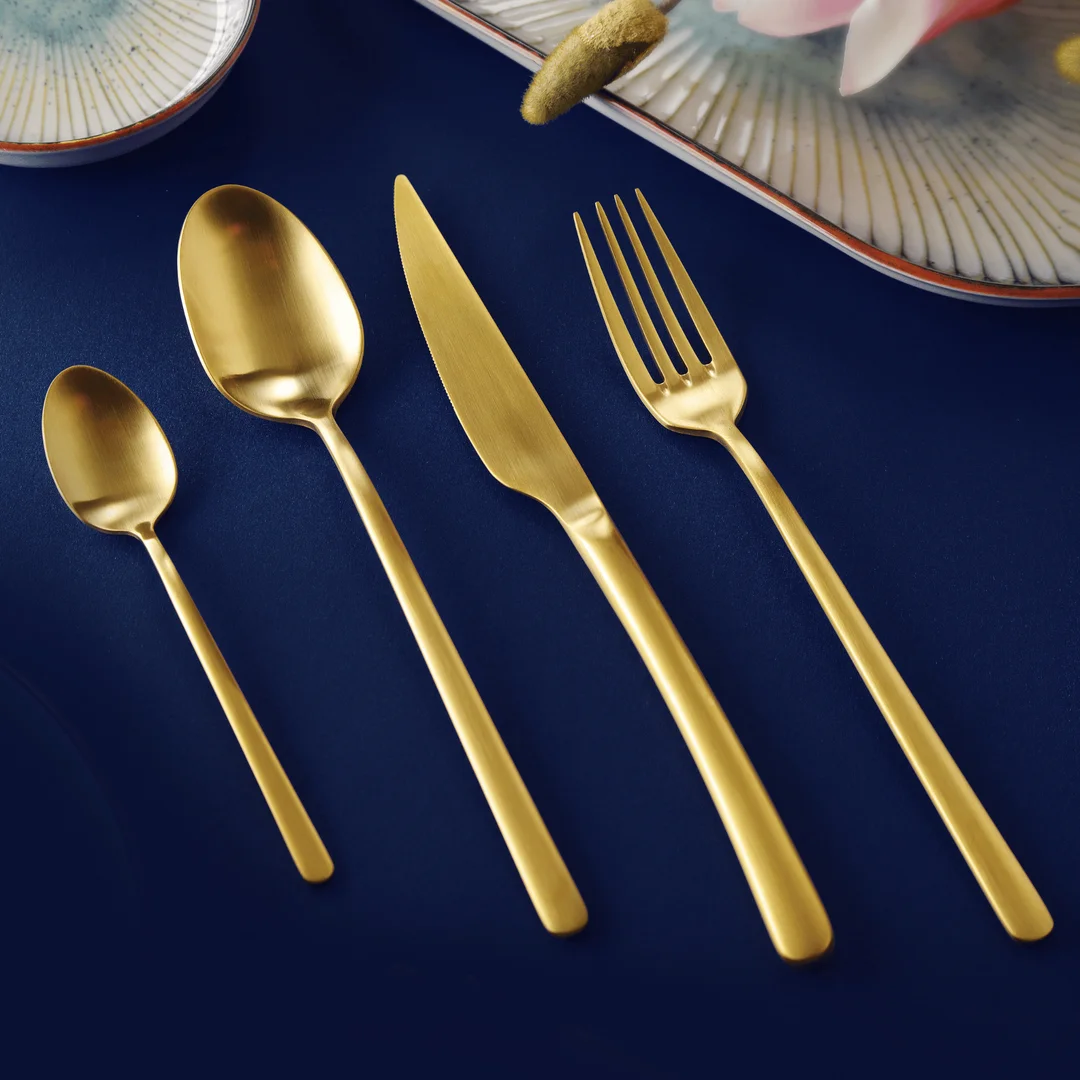Widelec stołowy Amarone Gold, OVE, 213 mm — zdjęcie 2