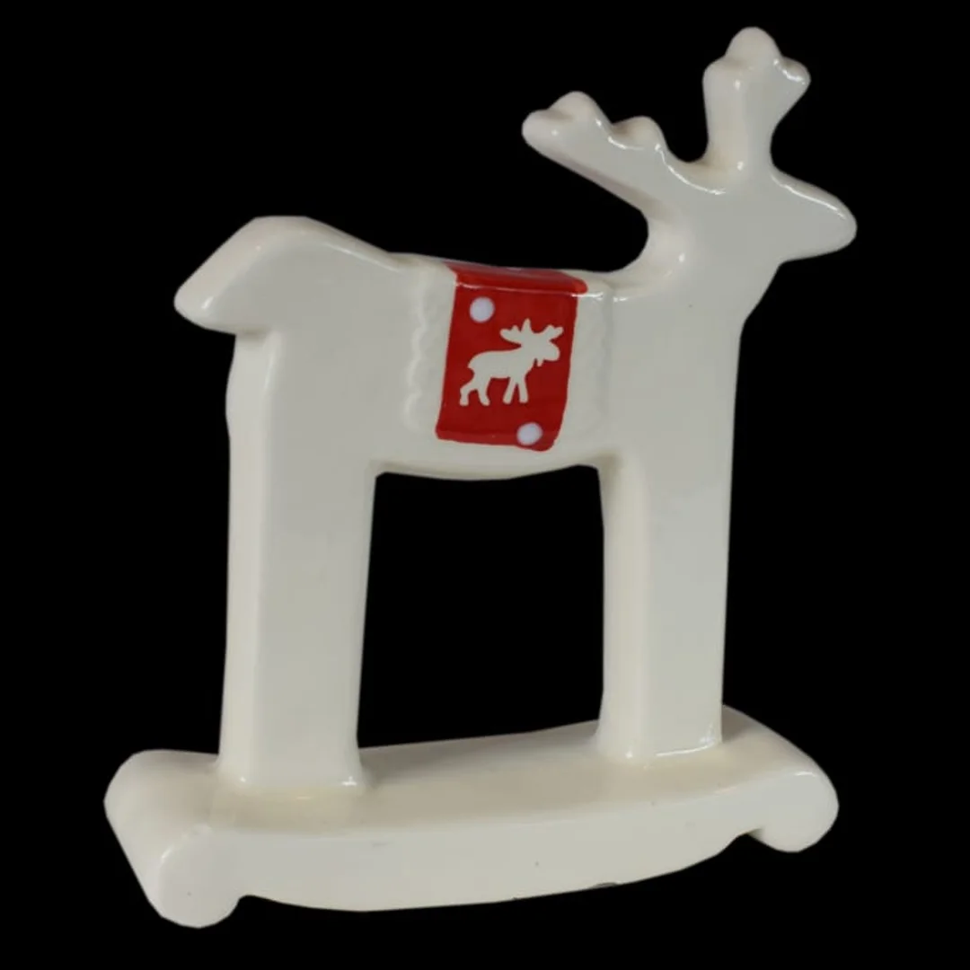 Biały Ceramiczny Renifer w Stylu Skandynawskim o Wysokości 16,5 cm