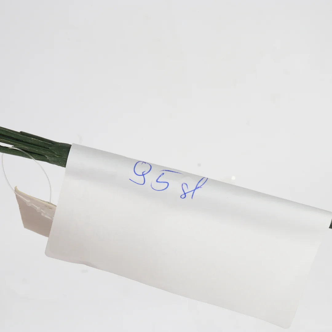 BUKIET 7 RÓŻ Z BUKSZPANEM żółty 52 cm — zdjęcie 18