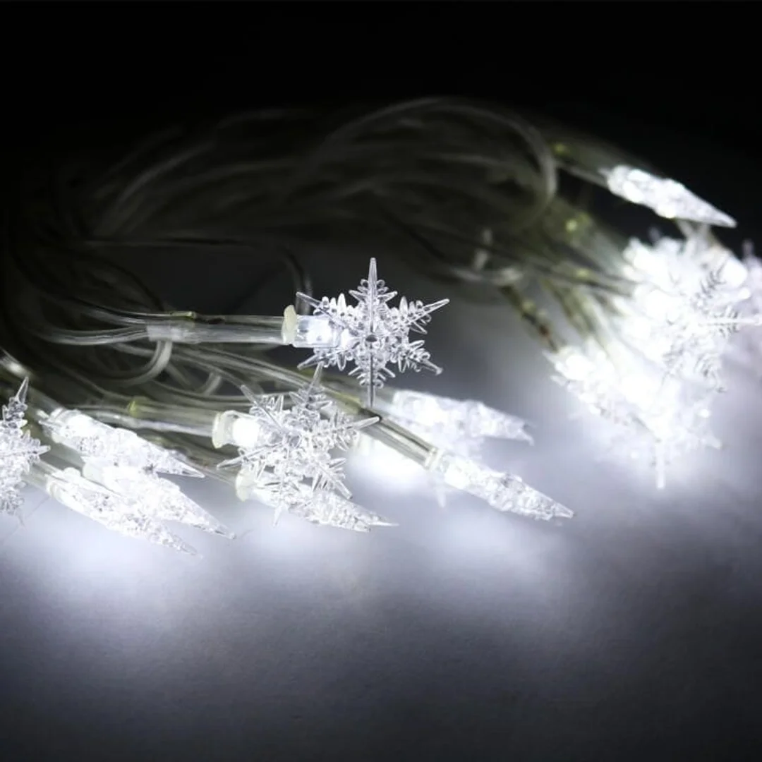 Świąteczne Lampki Choinkowe 20 LED w Kształcie Śnieżynki, Kolor Biały, Zasilanie Sieciowe — zdjęcie 2
