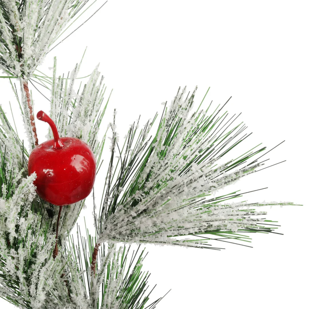 SZTUCZNA GAŁĄZKA SOSNOWA Z OŚNIEŻONYM IGLIWIEM I CZERWONYMI JAGODAMI 56 CM — zdjęcie 3
