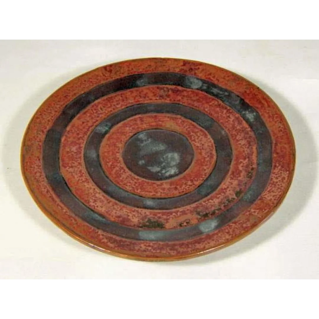 Talerz ceramiczny w pasy 21 cm z możliwością używania jako podstawka pod świeczki, kolor brązowy — zdjęcie 2