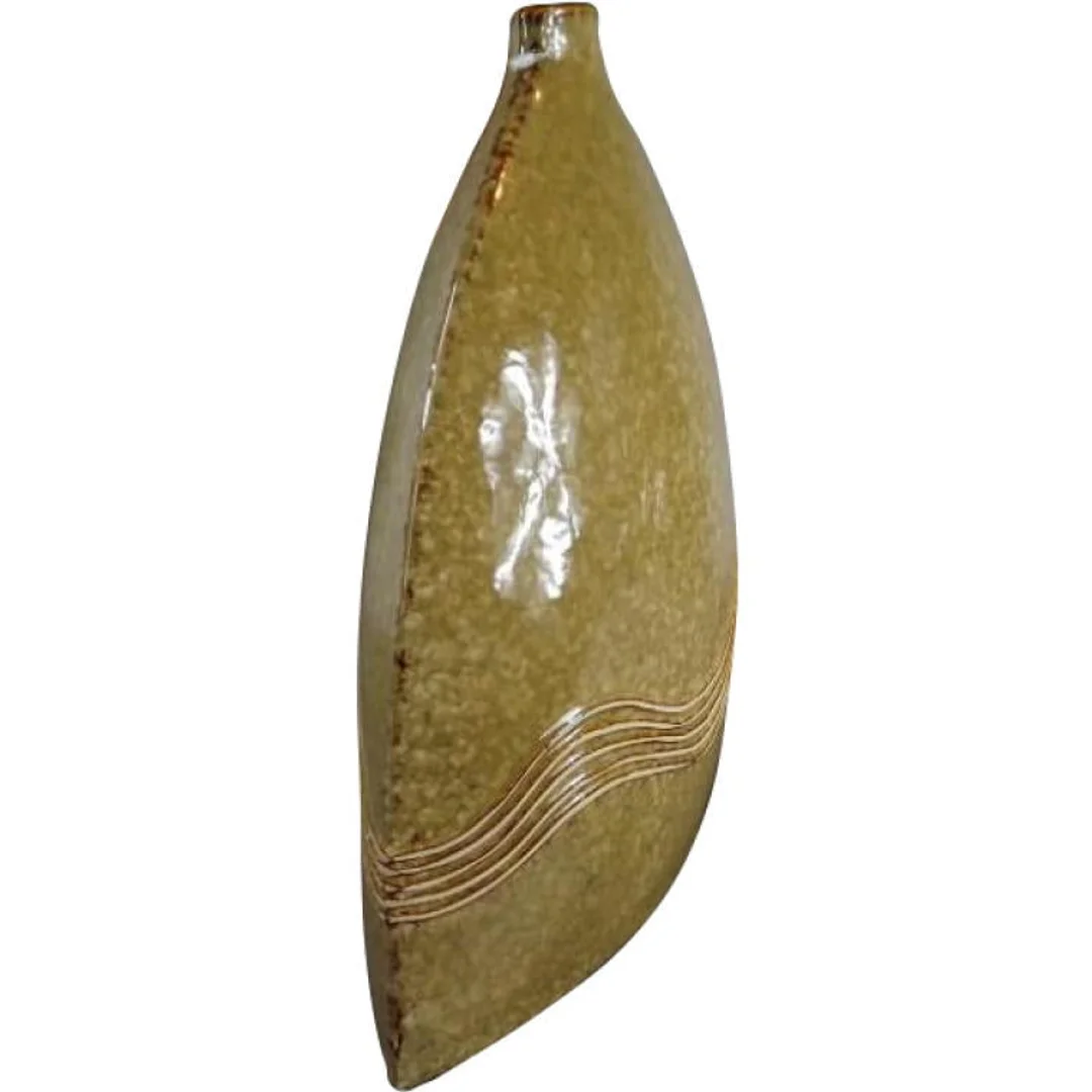 Wazon Ceramiczny Miodowy z Motywem Fali z Kolekcji 32x28cm — zdjęcie 2
