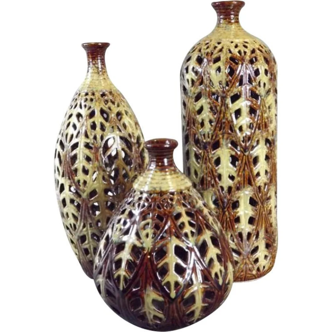 Wazon ceramiczny w kolorze brązowym ażurowy wzór 41x13 cm — zdjęcie 2