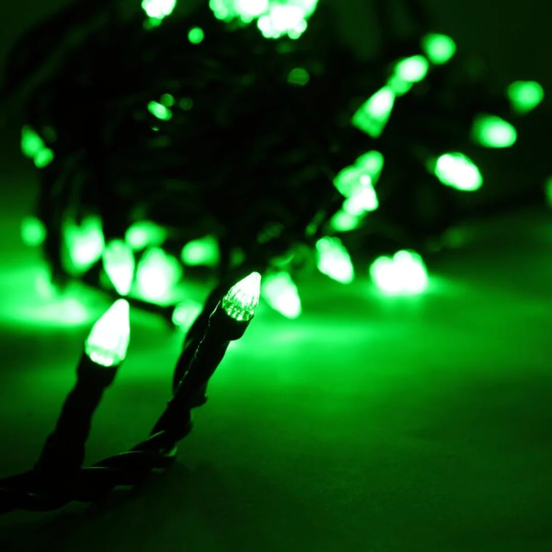 Zielone Lampki Choinkowe LED do Użytku Wewnętrzynego, 100 sztuk, Odporna na Przepalenie Jednej Diody, Zasilanie Sieciowe — zdjęcie 3