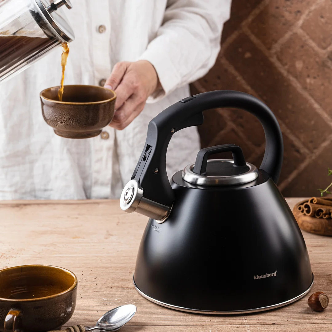 Czajnik stalowy 2,5 L czarny mat z uchwytem Soft-Touch, Klausberg KB-7952 — zdjęcie 9