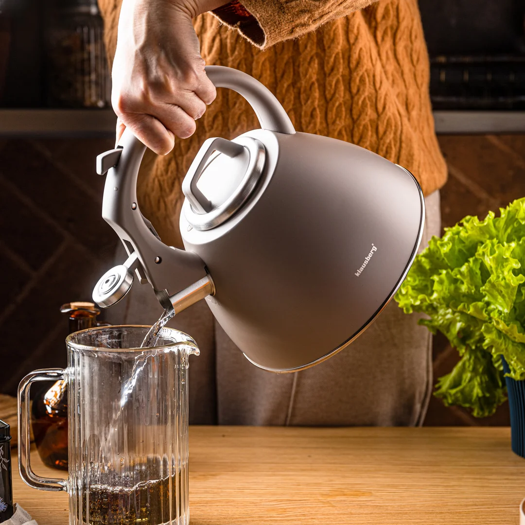 Czajnik stalowy 2,5 L w kolorze szary, Klausberg KB-7953 — zdjęcie 2