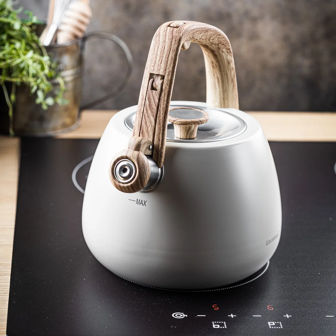 Czajnik z gwizdkiem, beżowy, 2.5L, Klausberg, KB-7775 — zdjęcie 4