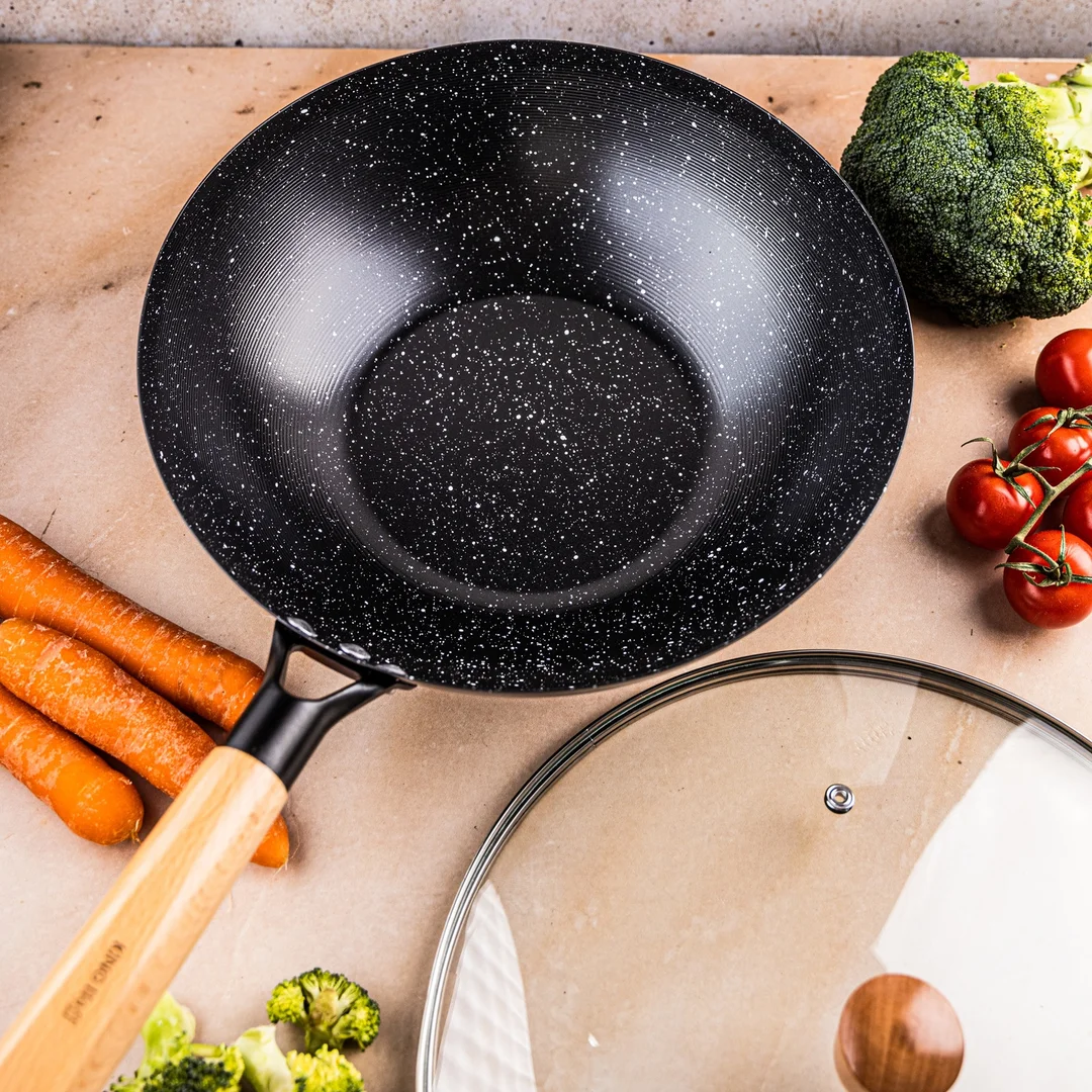 Wok z pokrywką 30 cm, stal węglowa, marmurkowa powłoka nieprzywierająca, drewniany uchwyt, KINGHoff, KH-1984 — zdjęcie 11