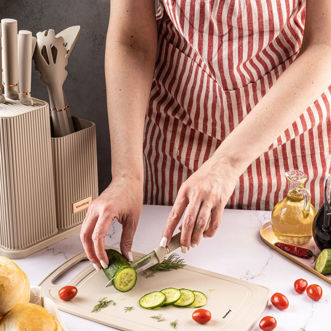Zestaw noży i przyborów kuchennych z deską, 12 elementów, kolor beżowy, Klausberg, KB-7935 — zdjęcie 8