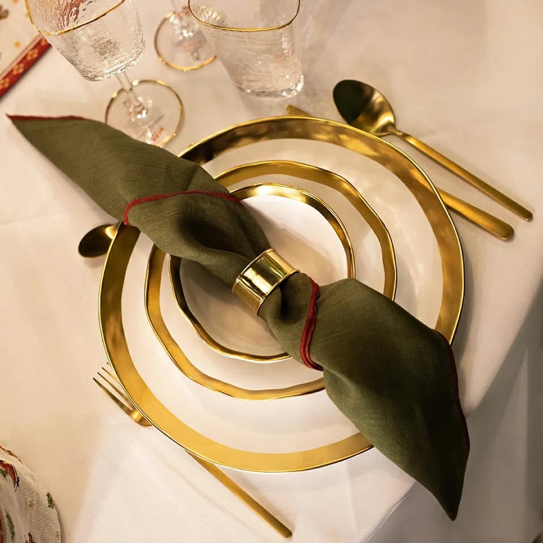 KARE talerz BELL 31 cm biało-złoty — zdjęcie 7