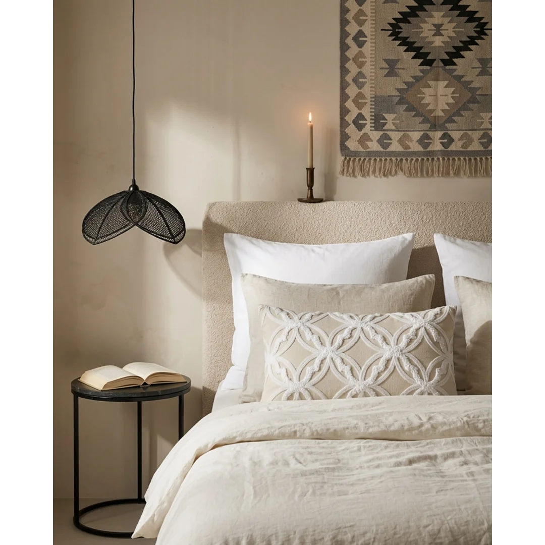Poduszka dekoracyjna SHP BOHO 30x50 beżowa — zdjęcie 4