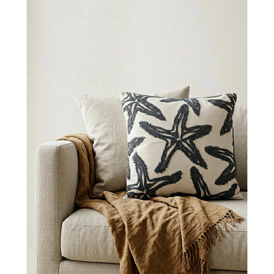 Poduszka dekoracyjna SHP STARFISH 45x45 beżowa / szara — zdjęcie 6