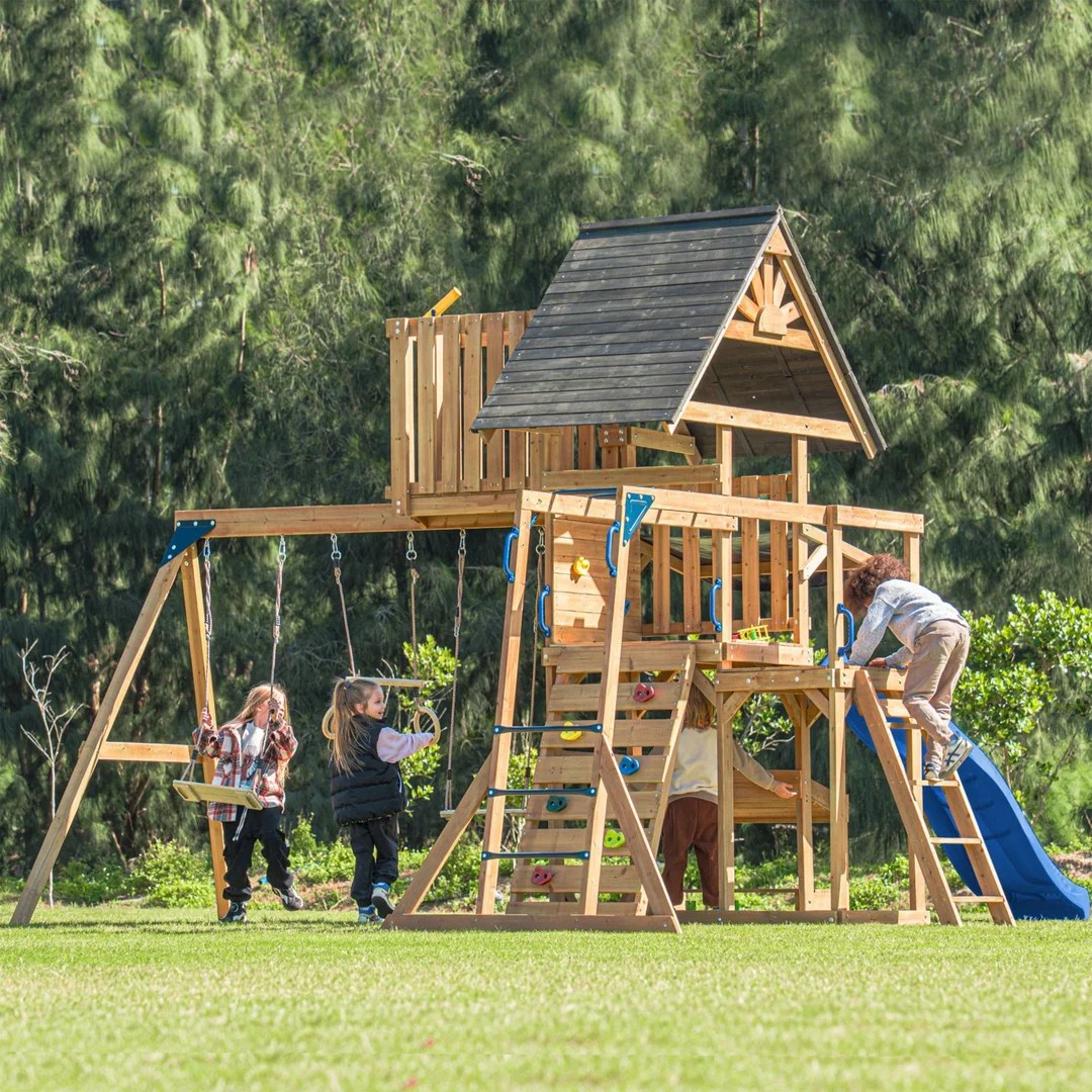 AXI Mitch play tower Duży Plac Zabaw Drewniany Zjeżdżalnia Hustawki Ścianka Wspinaczkowa Wieża