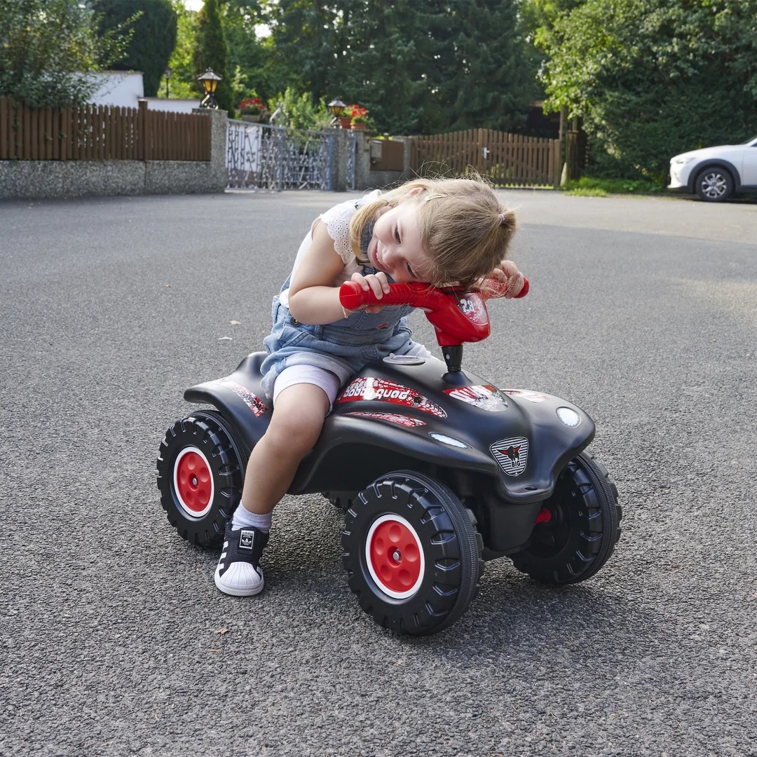 BIG Bobby Quad Racing Jeździk Czarny Odpychacz dla Chłopca Auto