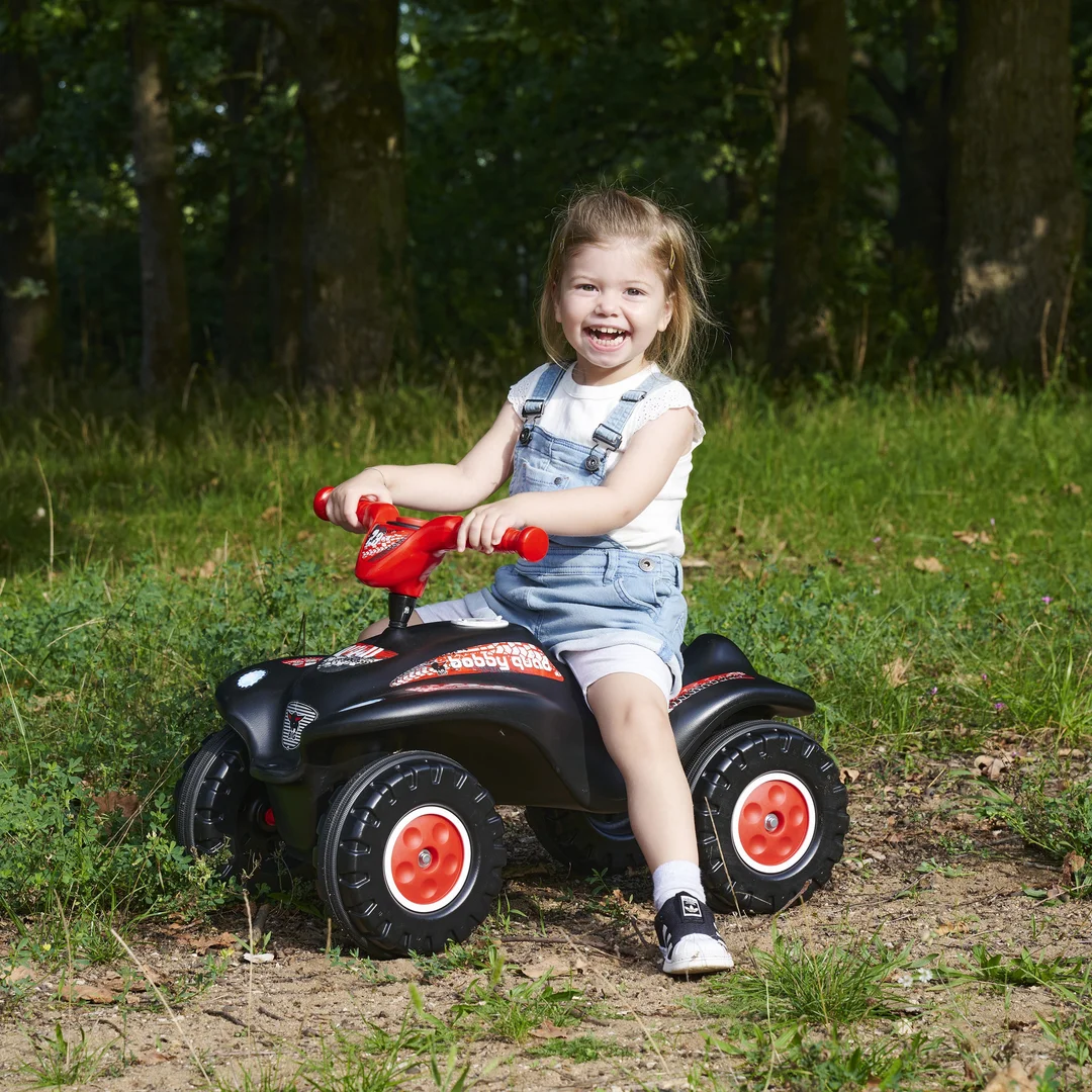 BIG Bobby Quad Racing Jeździk Czarny Odpychacz dla Chłopca Auto