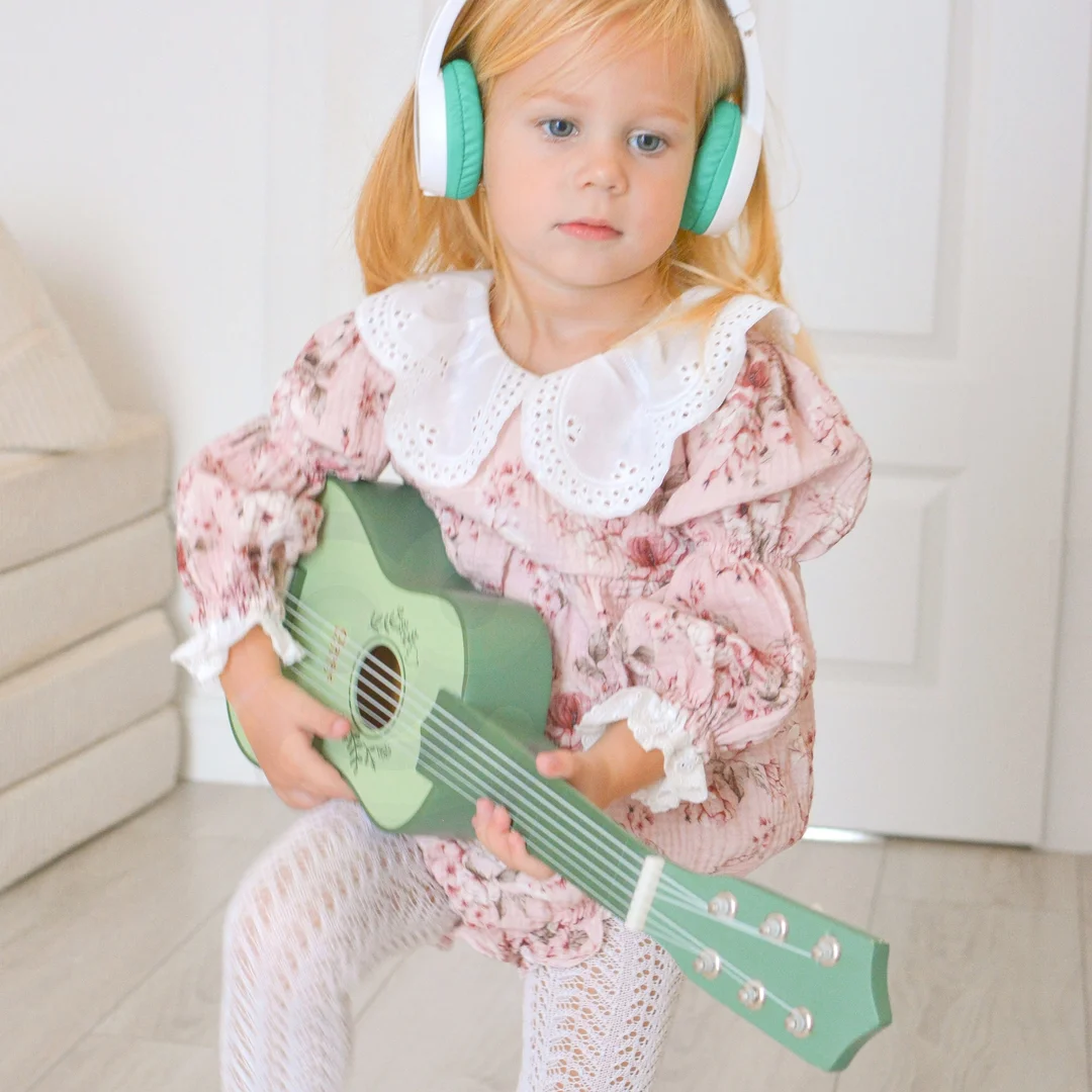 CLASSIC WORLD Gitara dla Dzieci Drewniana Zabawka Edukacyjna