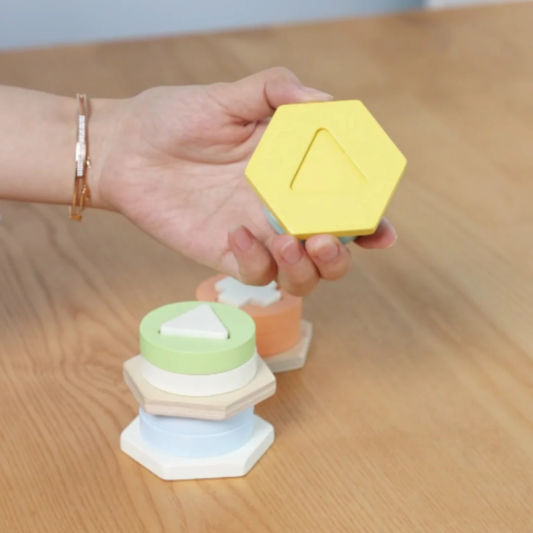 CLASSIC WORLD Sorter Montessori Kształtów i Kolorów Układanka Wieża