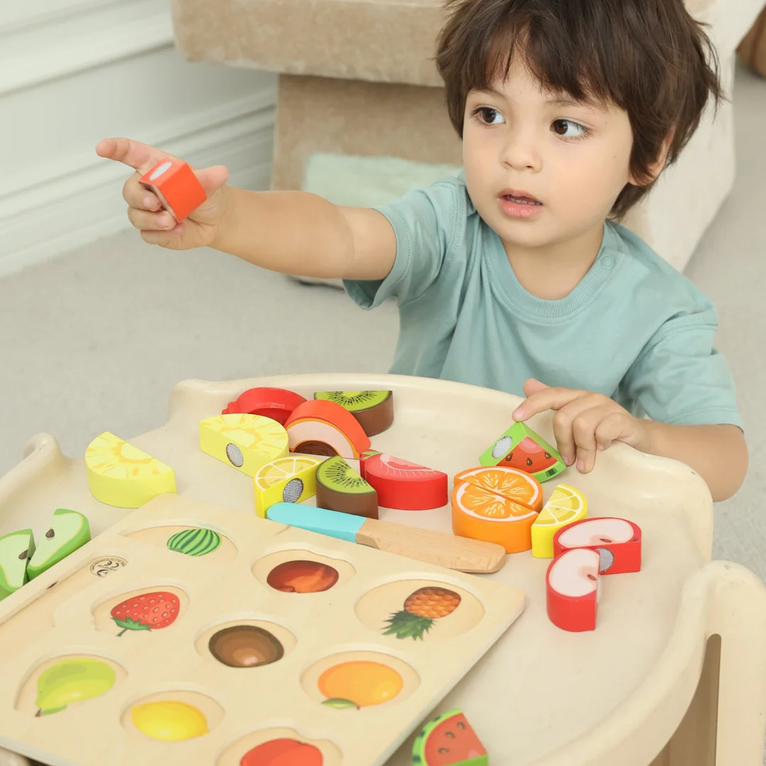 CLASSIC WORLD Zestaw do Krojenia Owoców na Rzepy MONTESSORI