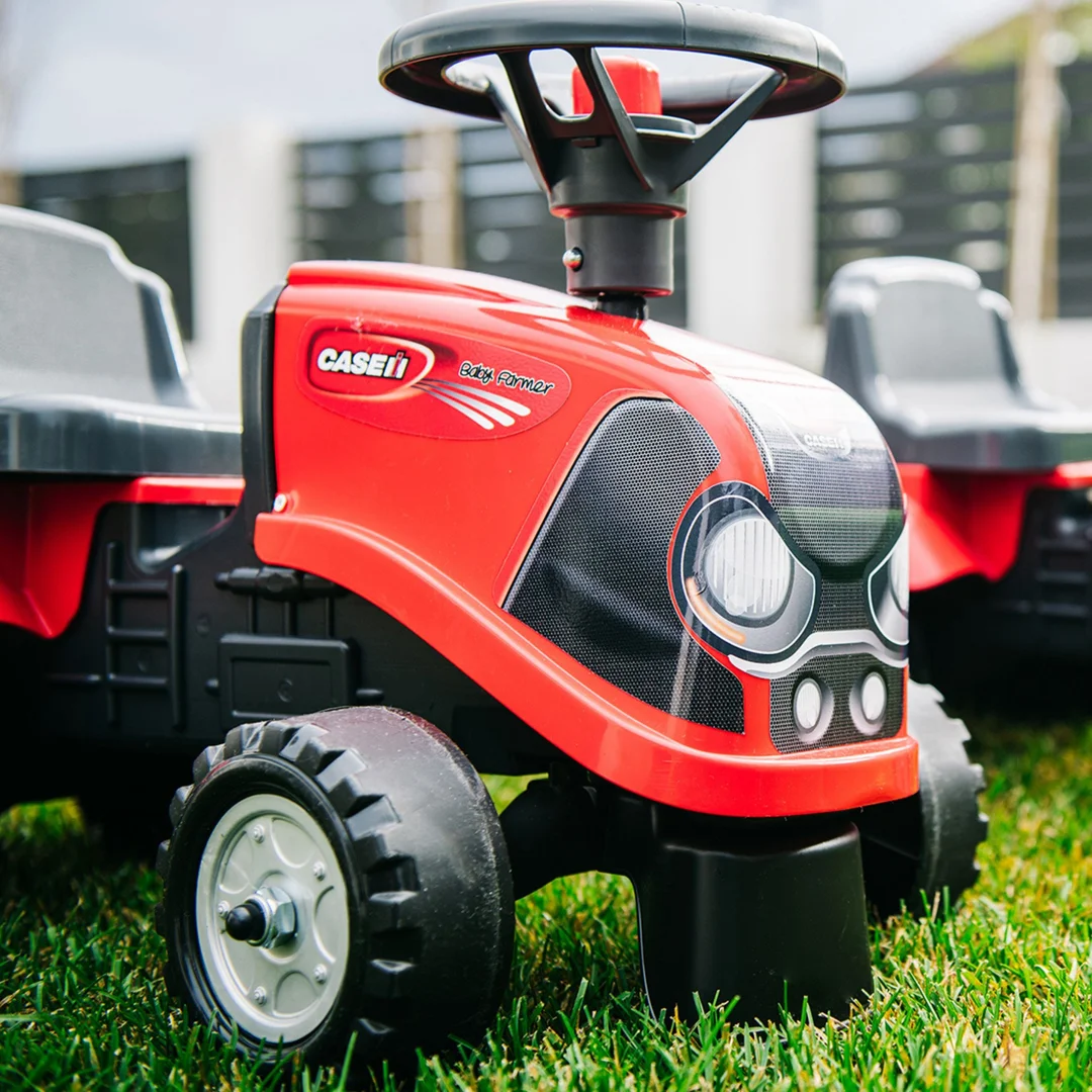 FALK Jeździk Traktorek Baby Case IH Ride On Czerwony z Przyczepką miesięcy