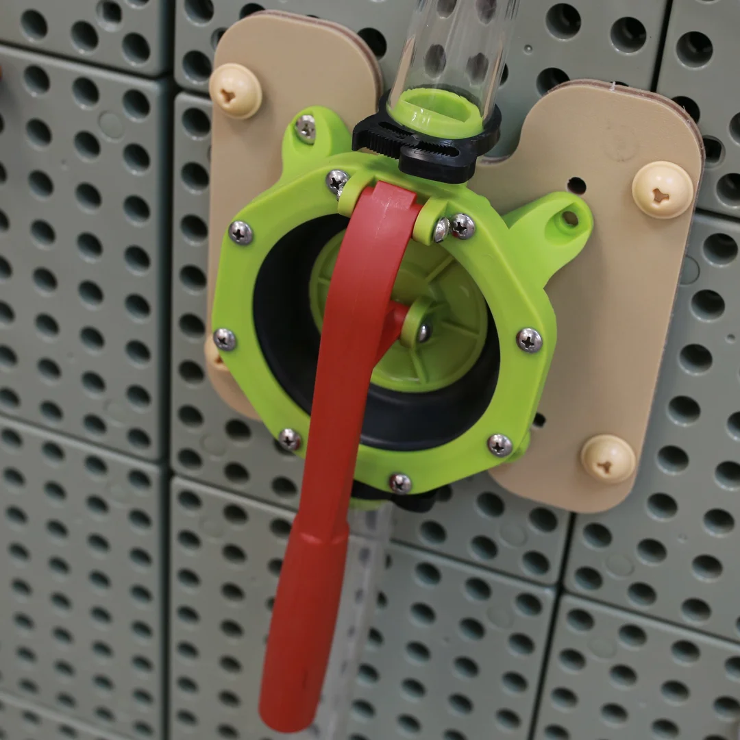 MASTERKIDZ Pompa Wodna Do Zestawu Hydraulicznego Tablica Naukowo Kreatywna STEM WALL