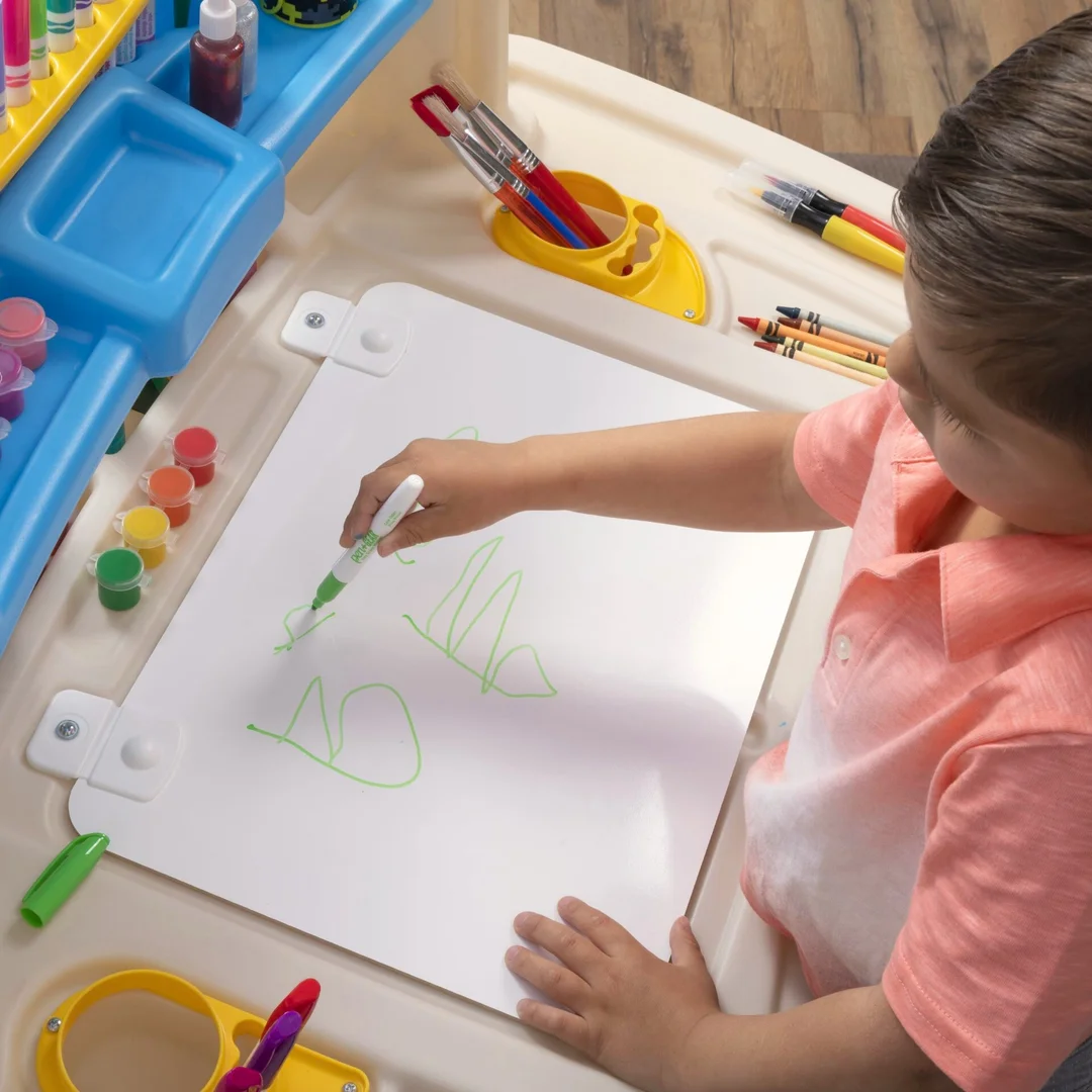 Biurko z Krzesełkiem Kącik plastyczny edukacyjny Delux