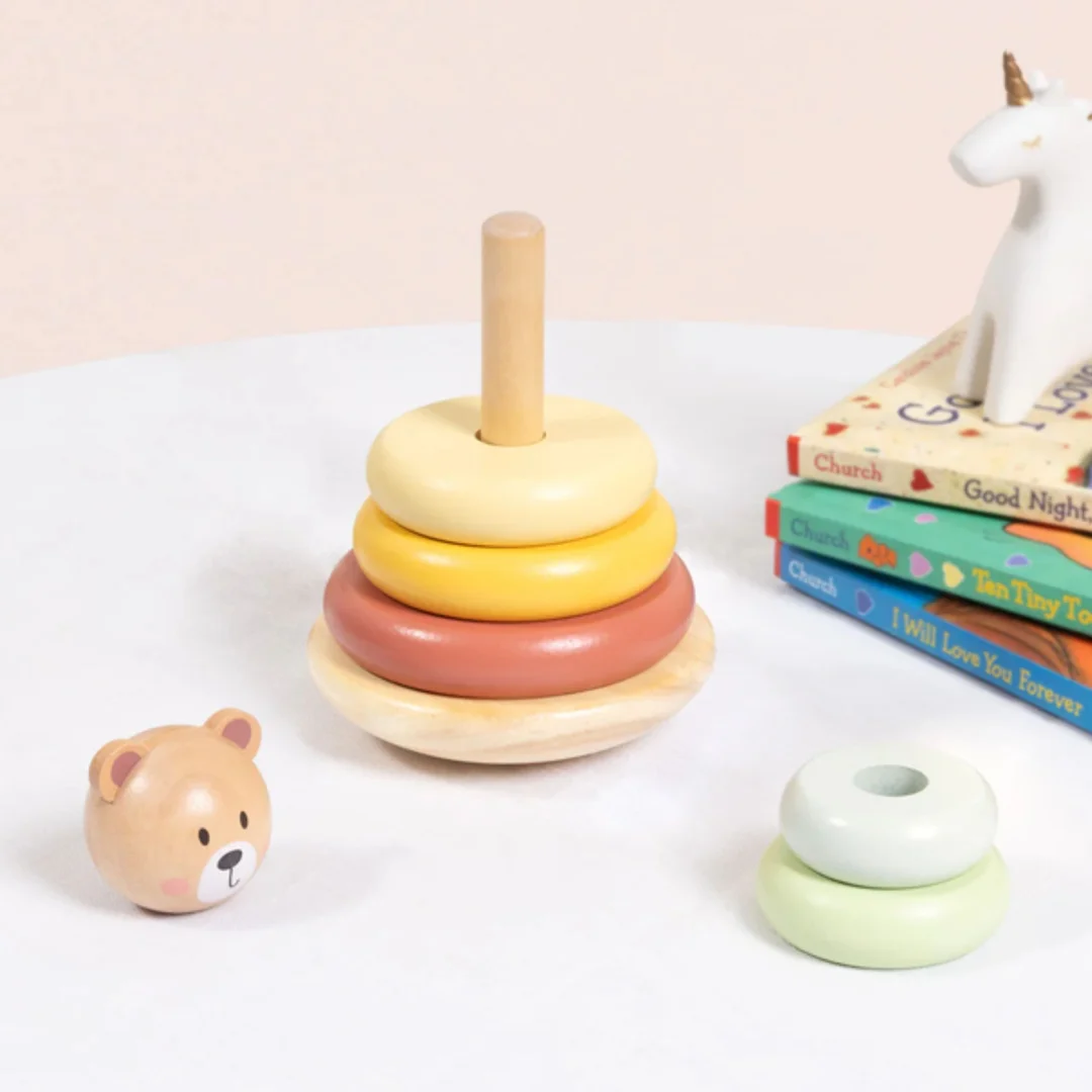 TOOKY TOY Drewniana Układanka Sensoryczna Piramidka Miś Sensoryczny Kolorowy Stacker