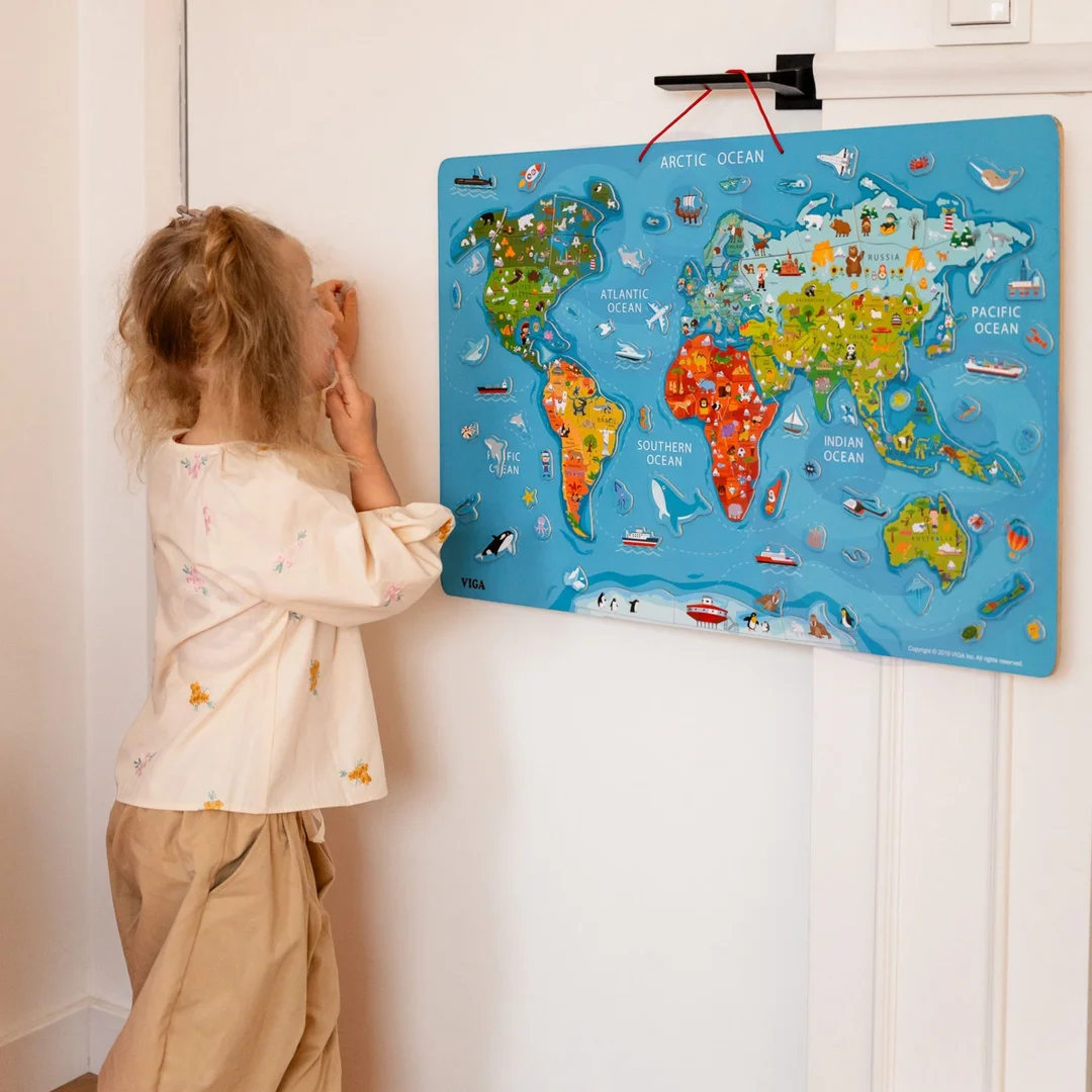Tablica Manipulacyjna Edukacyjna z Magnetyczną Mapą Świata Montessori