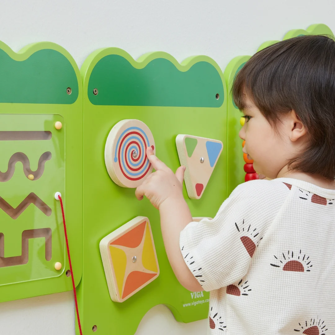 VIGA Tablica Sensoryczna Manipulacyjna Krokodyl Certyfikat FSC Montessori