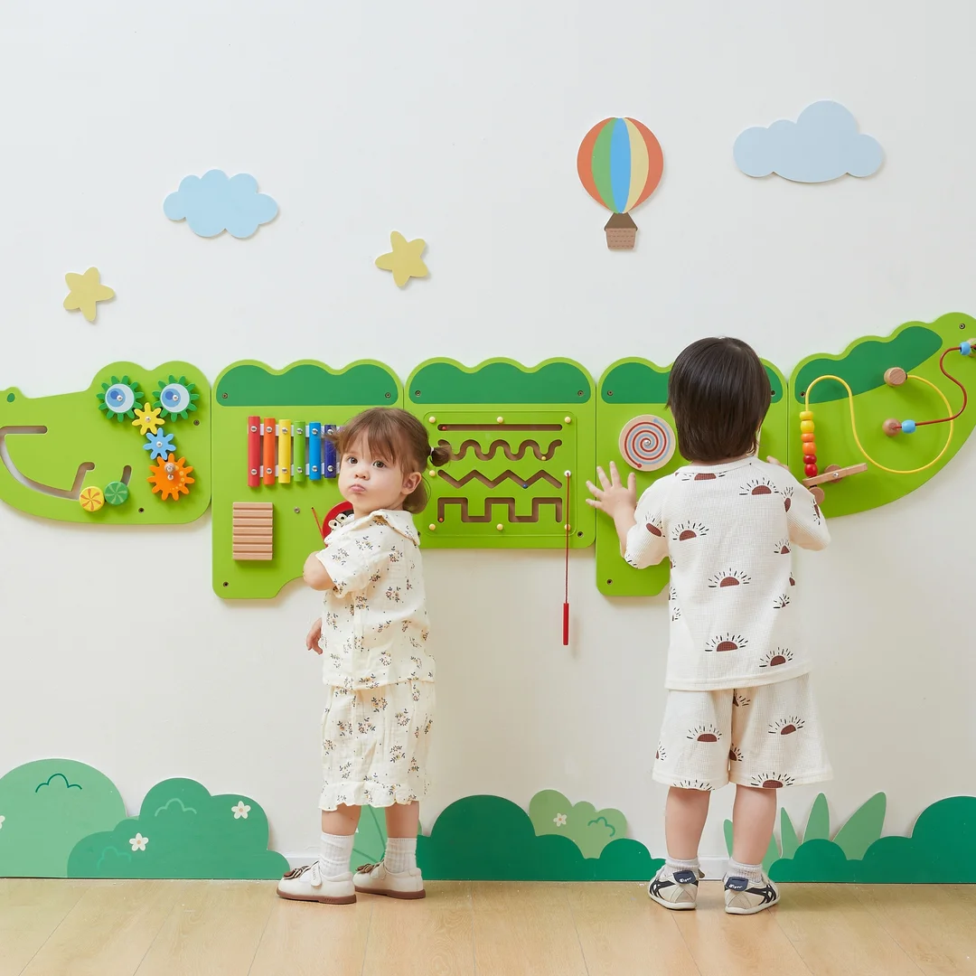 VIGA Tablica Sensoryczna Manipulacyjna Krokodyl Certyfikat FSC Montessori