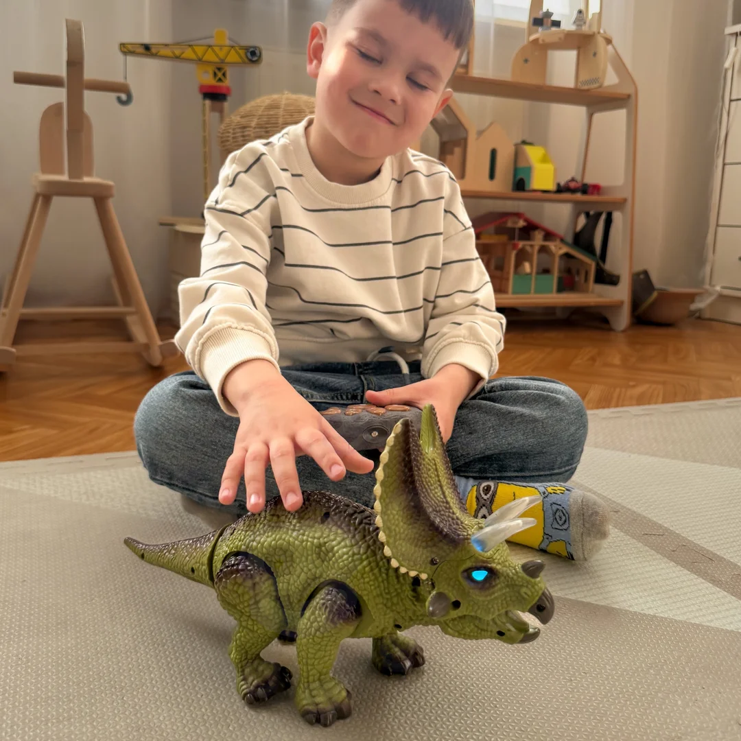 WOOPIE Dinozaur Zdalnie Sterowany Robot Triceratops