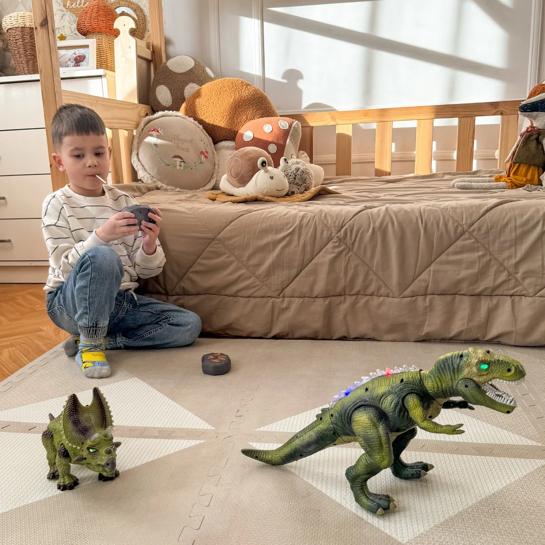 WOOPIE Dinozaur Zdalnie Sterowany Robot Triceratops