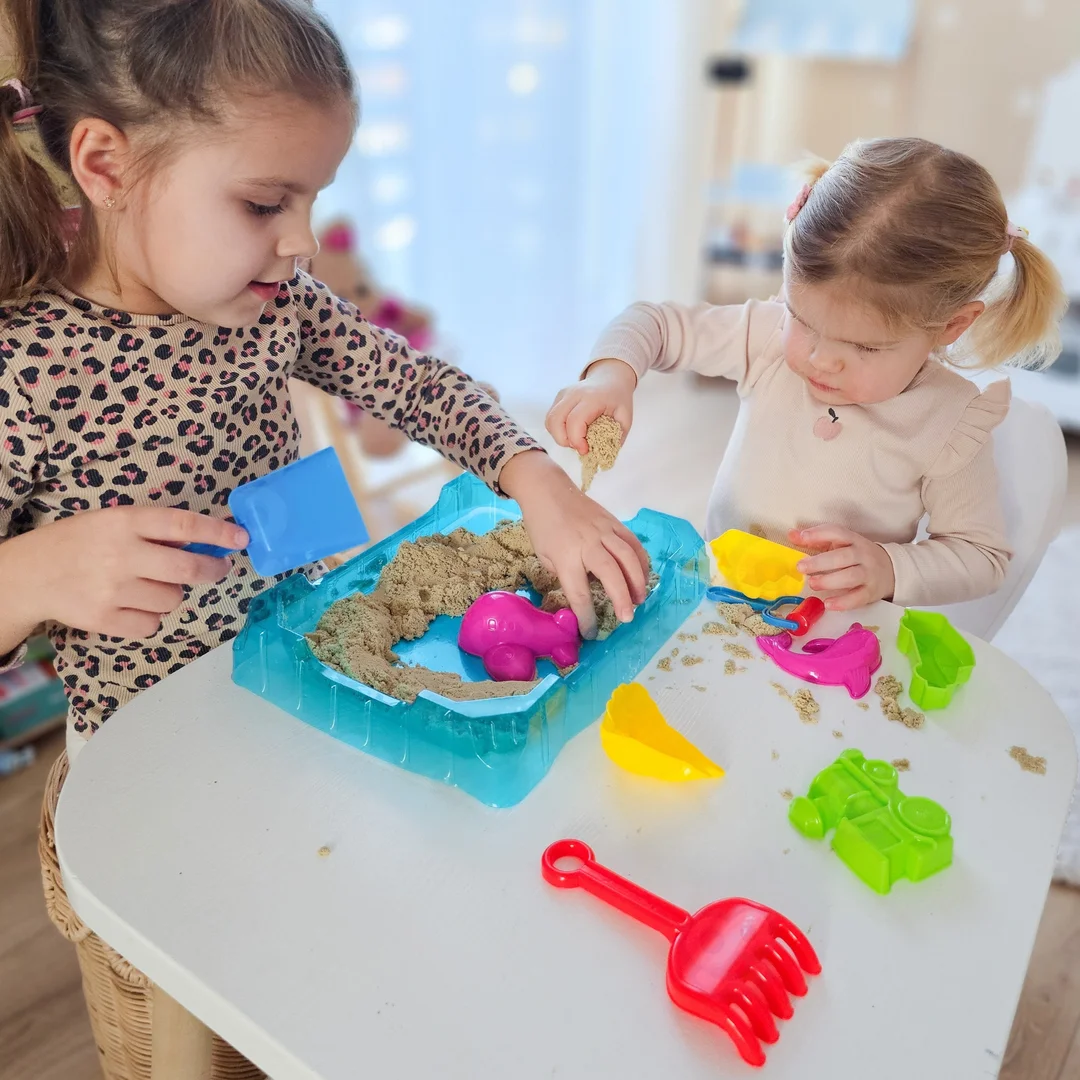 WOOPIE Piasek Kinetyczny Zestaw Stolik z Foremkami