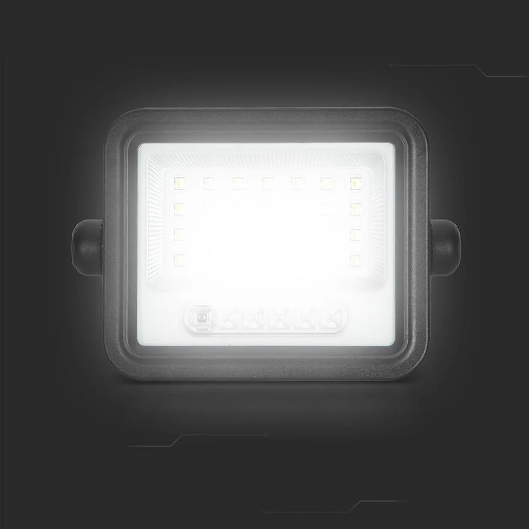 Naświetlacz LED solarny V-TAC 6W CCT pilot auto timer IP65 czarny VT-54W 700lm 3 lata gwarancji