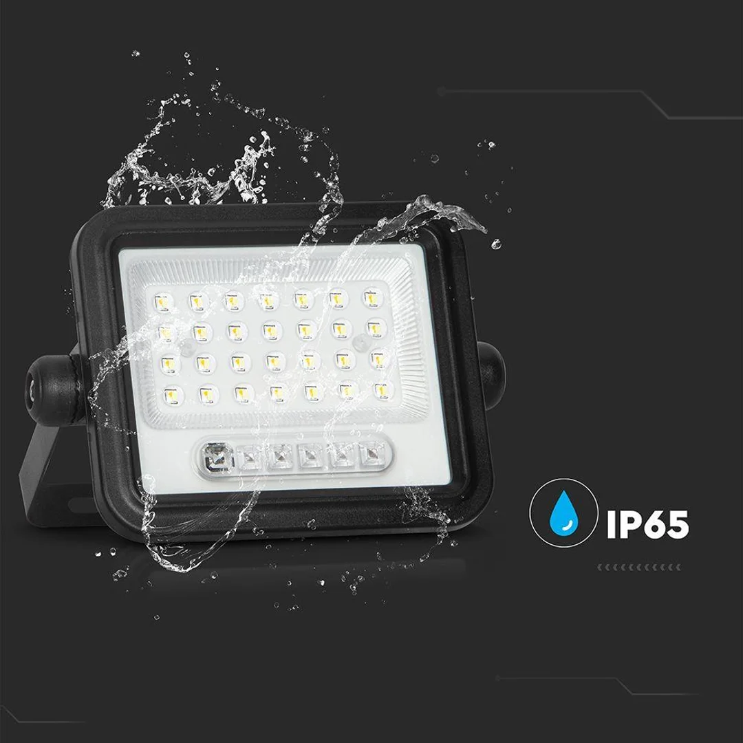 Naświetlacz LED solarny V-TAC 6W CCT pilot auto timer IP65 czarny VT-54W 700lm 3 lata gwarancji