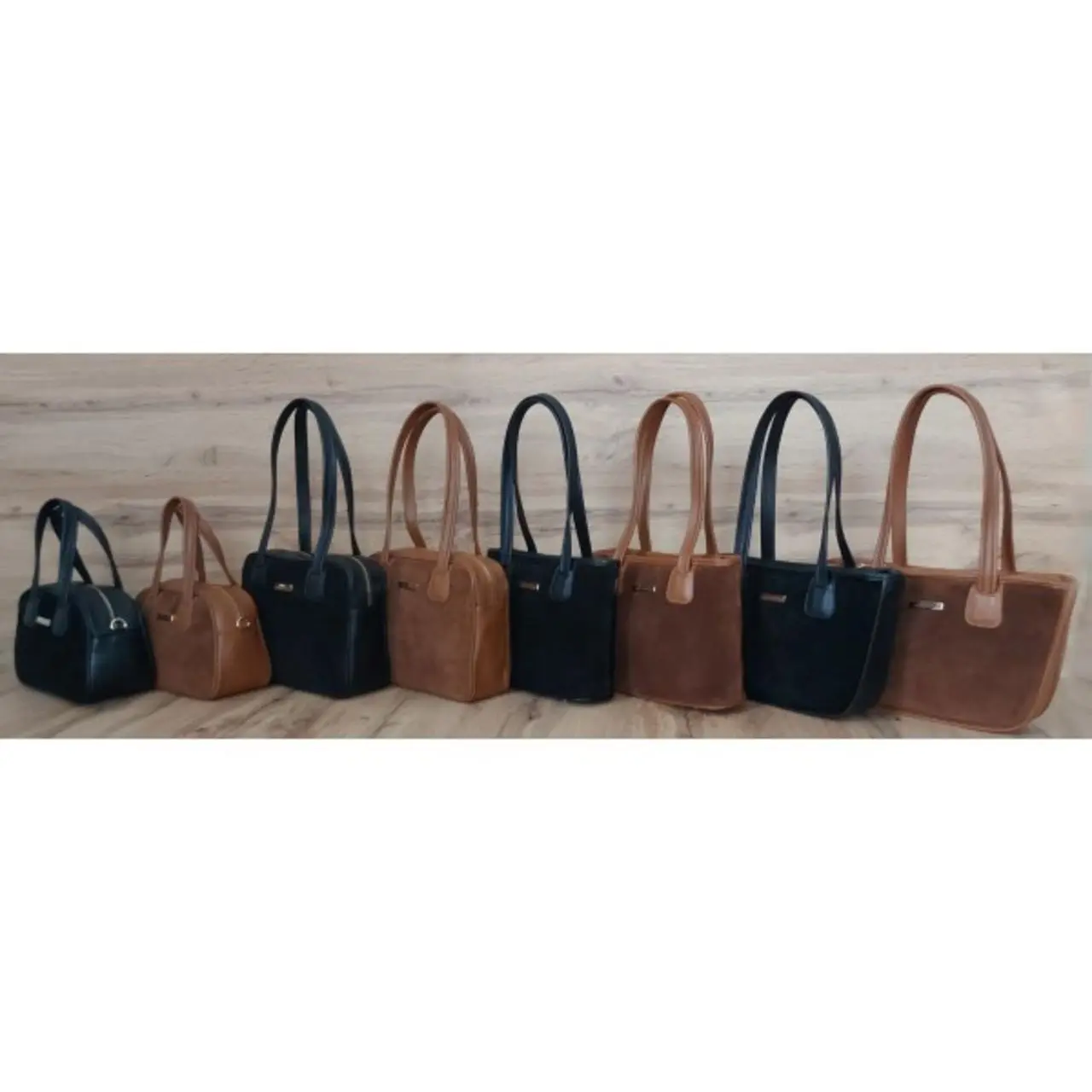 Torebeczka La Bomba Vera Pelle na ramię do ręki, Włoska skóra z zamszem Czarna SLB33XN