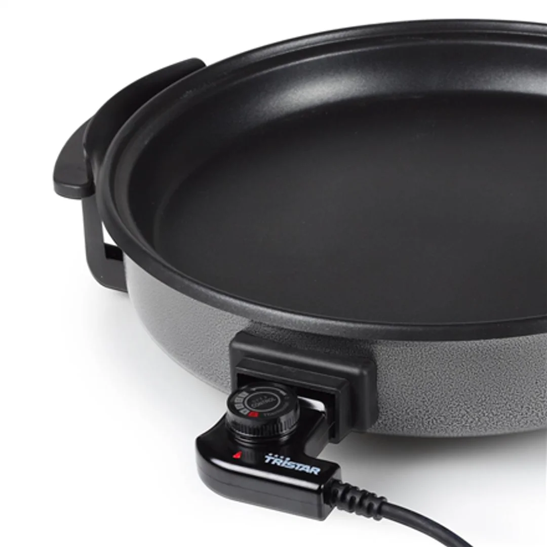 Tristar | PZ-2964 | Wielofunkcyjna patelnia grillowa | Grill | Średnica 40 cm | 1500 W | Pokrywa w zestawie | Stały uchwyt | Czarny | Średnica cm - 3
