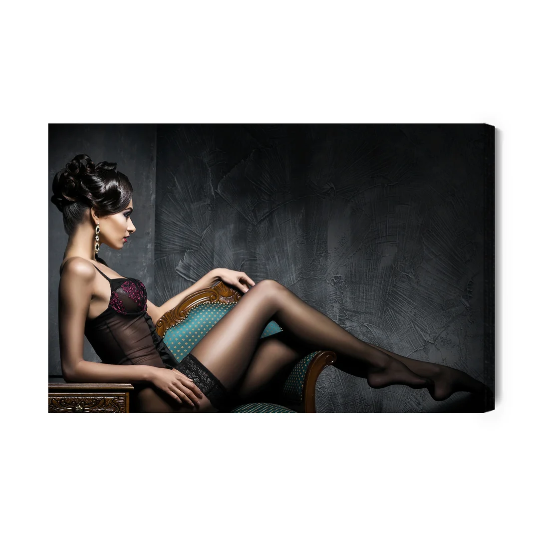 Obraz Na Płótnie Kobieta Na Kanapie W Bieliźnie Vintage Canvas Brak Brak 60x90