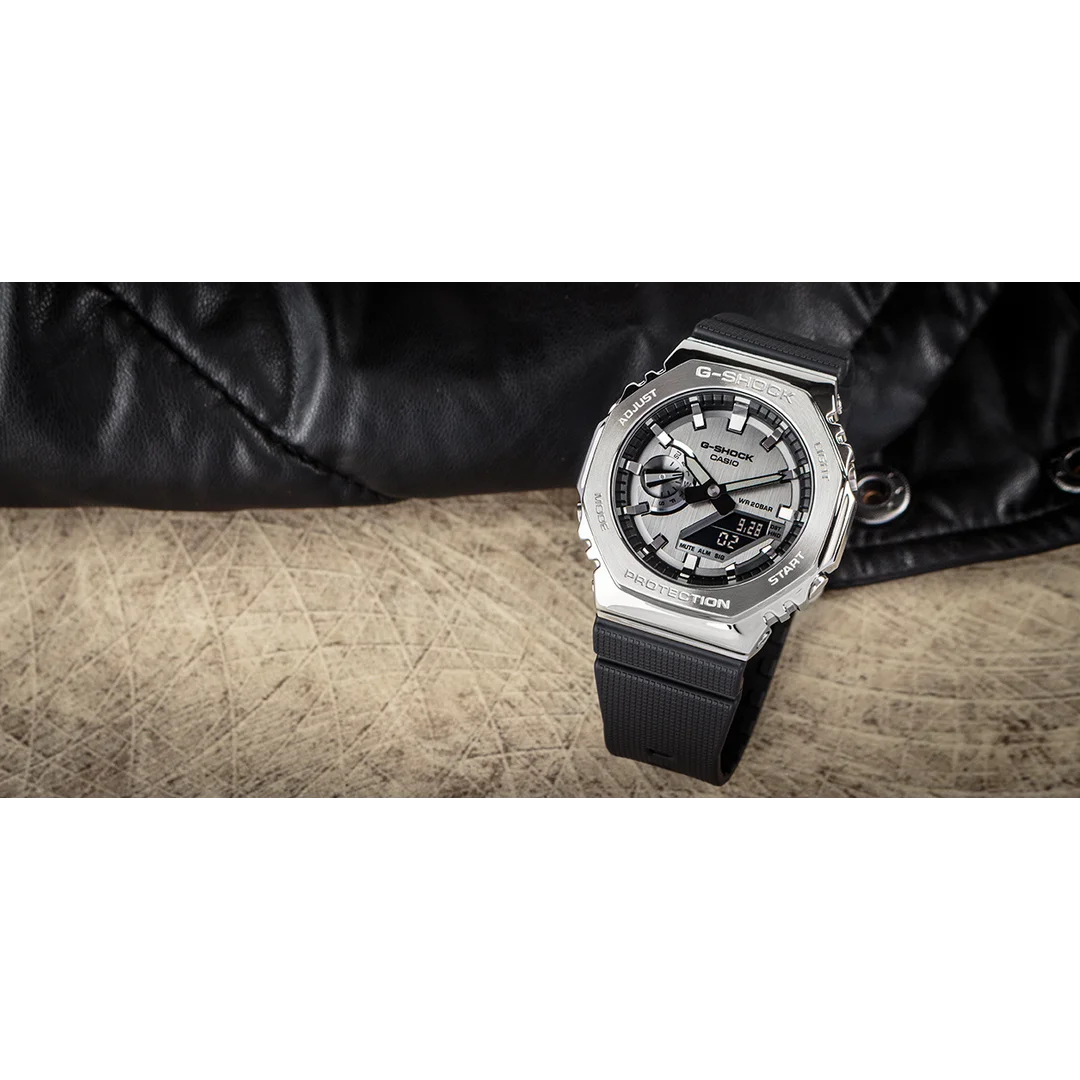 Zegarek Casio G-Shock GM-2100-1AER