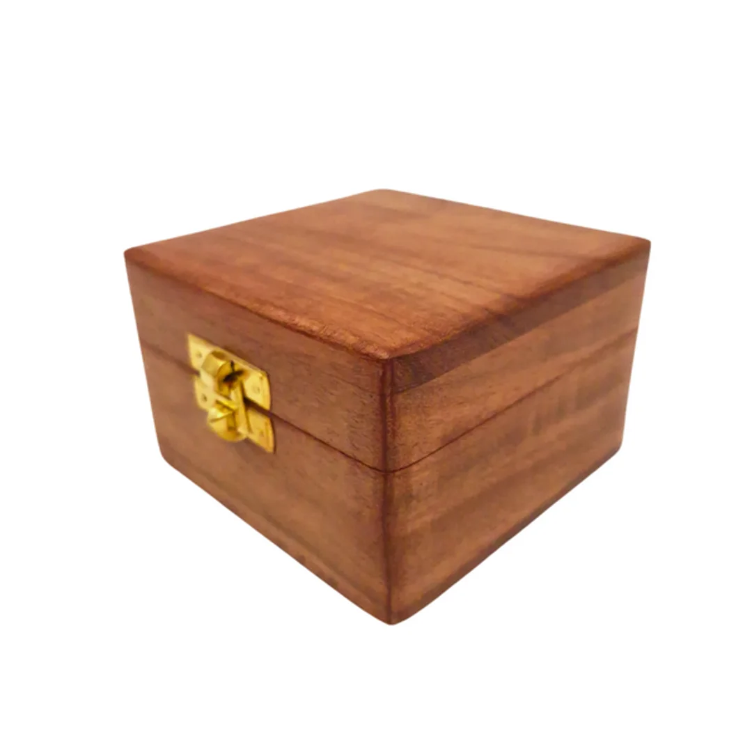 Pudełko drewniane 6 x 6 x 4 cm - DNU-017 — zdjęcie 2