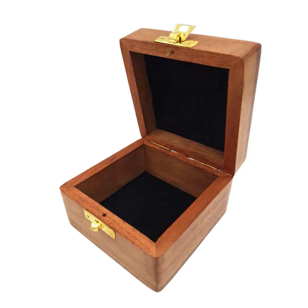 Pudełko drewniane 6 x 6 x 4 cm - DNU-017 — zdjęcie 4