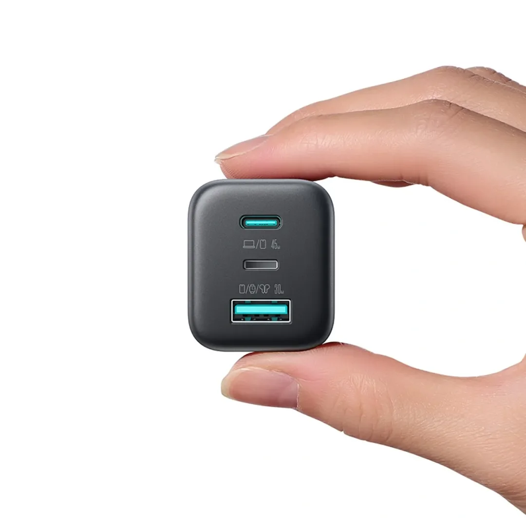 Ładowarka sieciowa Joyroom JR-TO1 GaN 45 USB-C Lightning USB-A - czarna - 12
