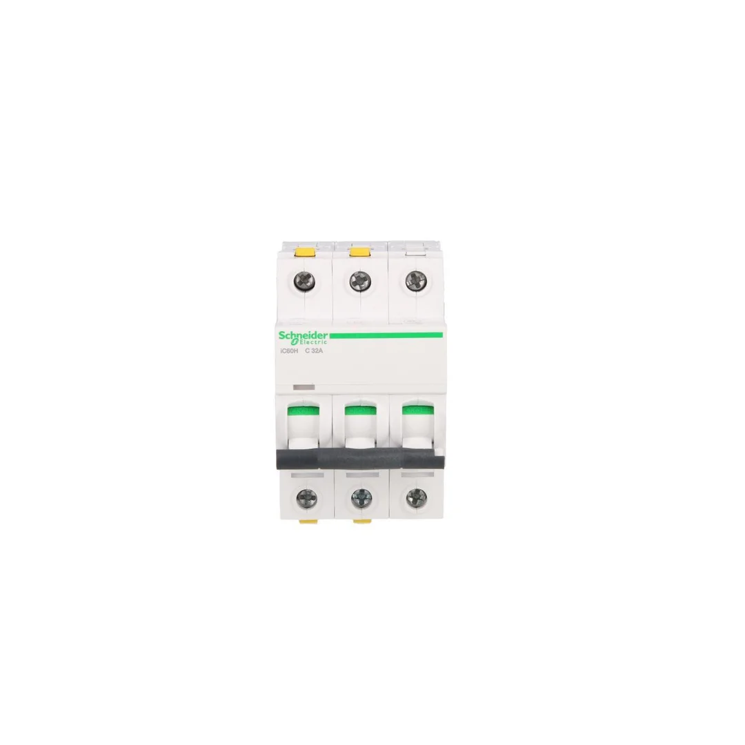 Wyłącznik nadprądowy 3P C 32A 10kA AC iC60H-C32-3 Acti9 A9F07332