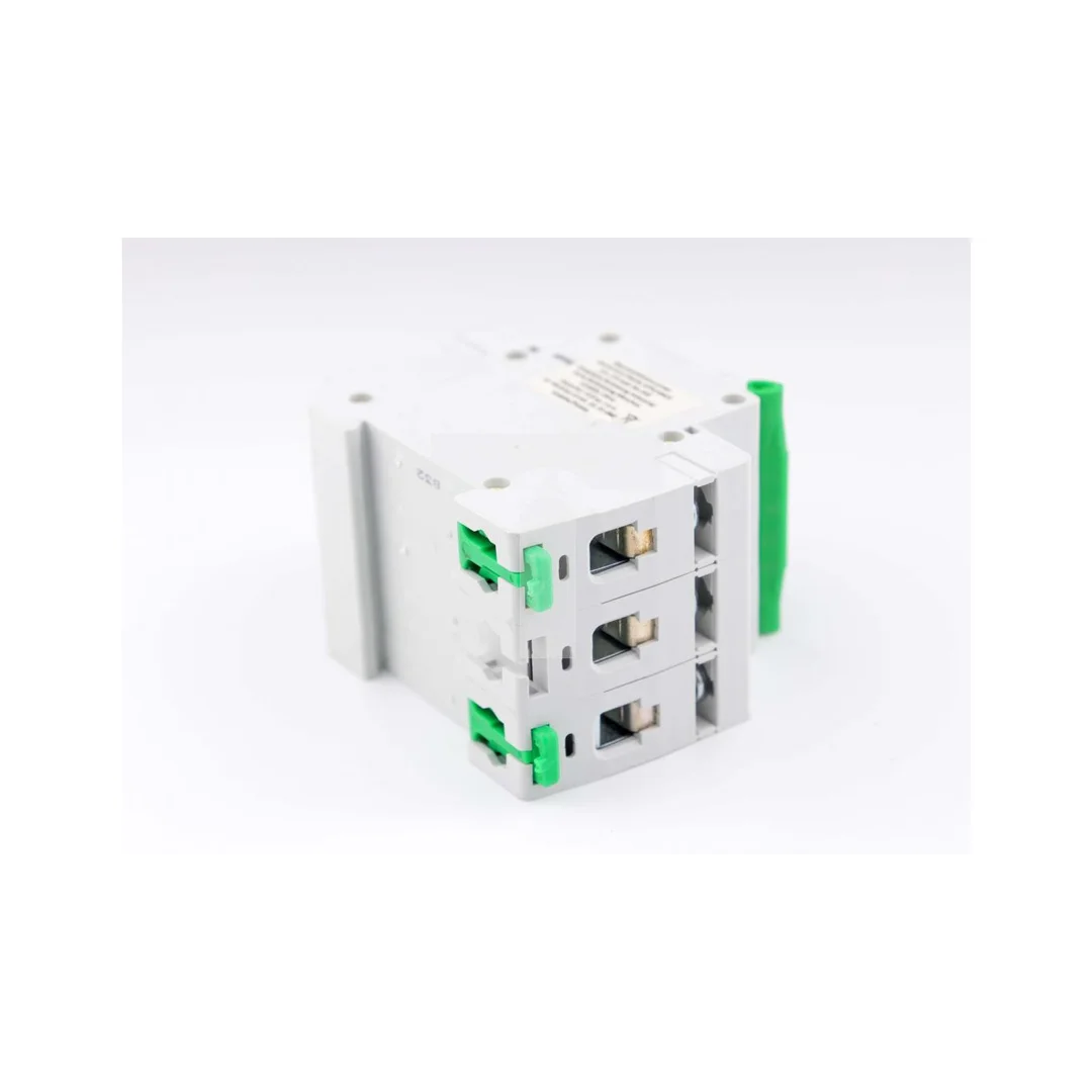 Wyłącznik nadprądowy 3P C 16A 6kA AC / SB6L-3P-16C