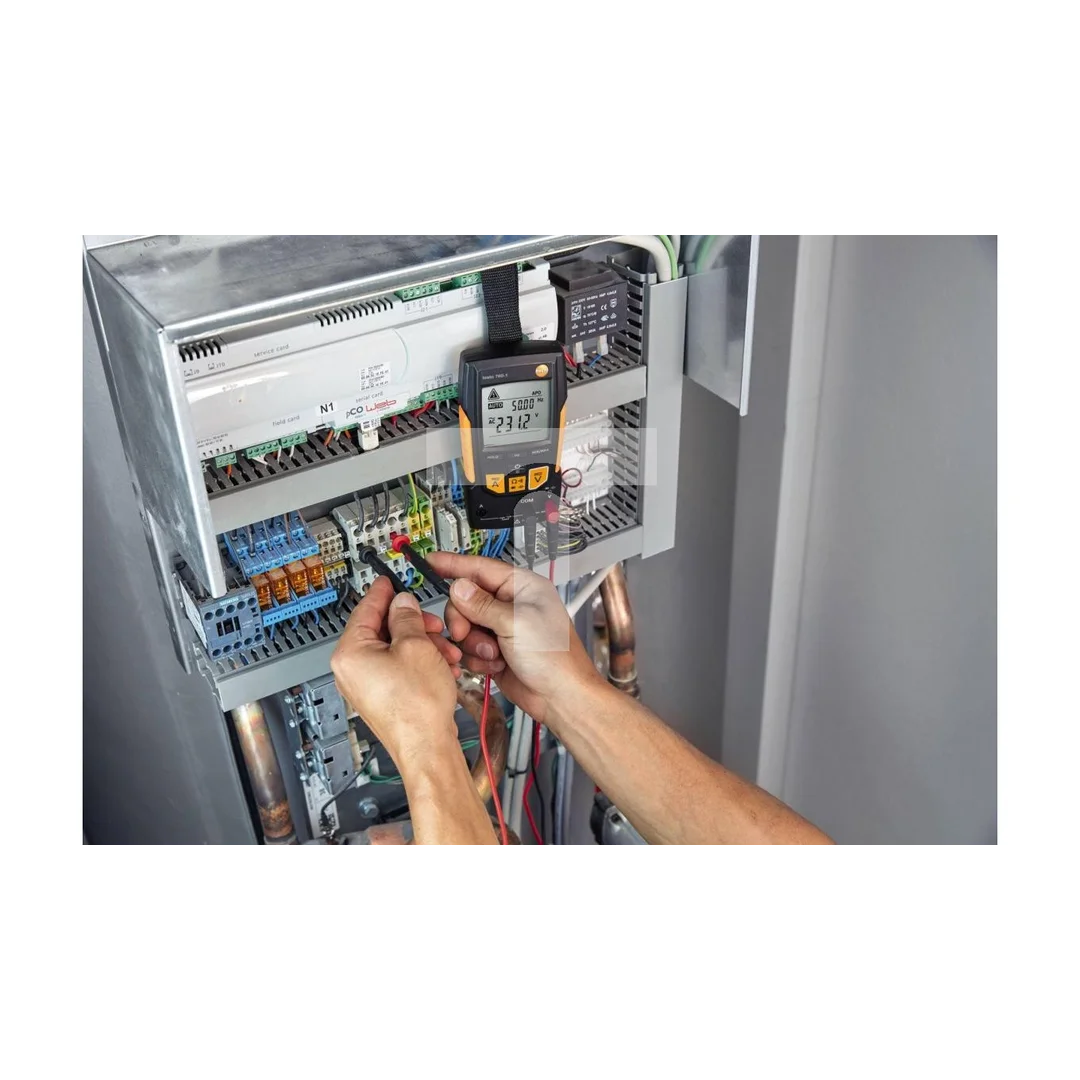 Multimetr cyfrowy / Miernik uniwersalny 0,1-600 VAC/DC, 0,1mA-10A AC/DC, 0,1-40 MOm / Made in Germany / Testo 760-1