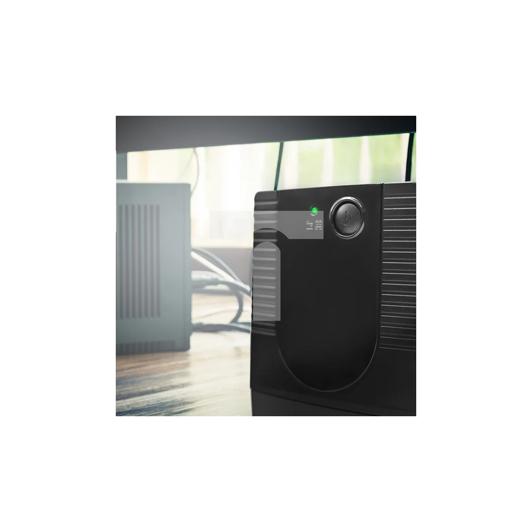 Qoltec Zasilacz awaryjny UPS Line Interactive Monolith 850VA 480W