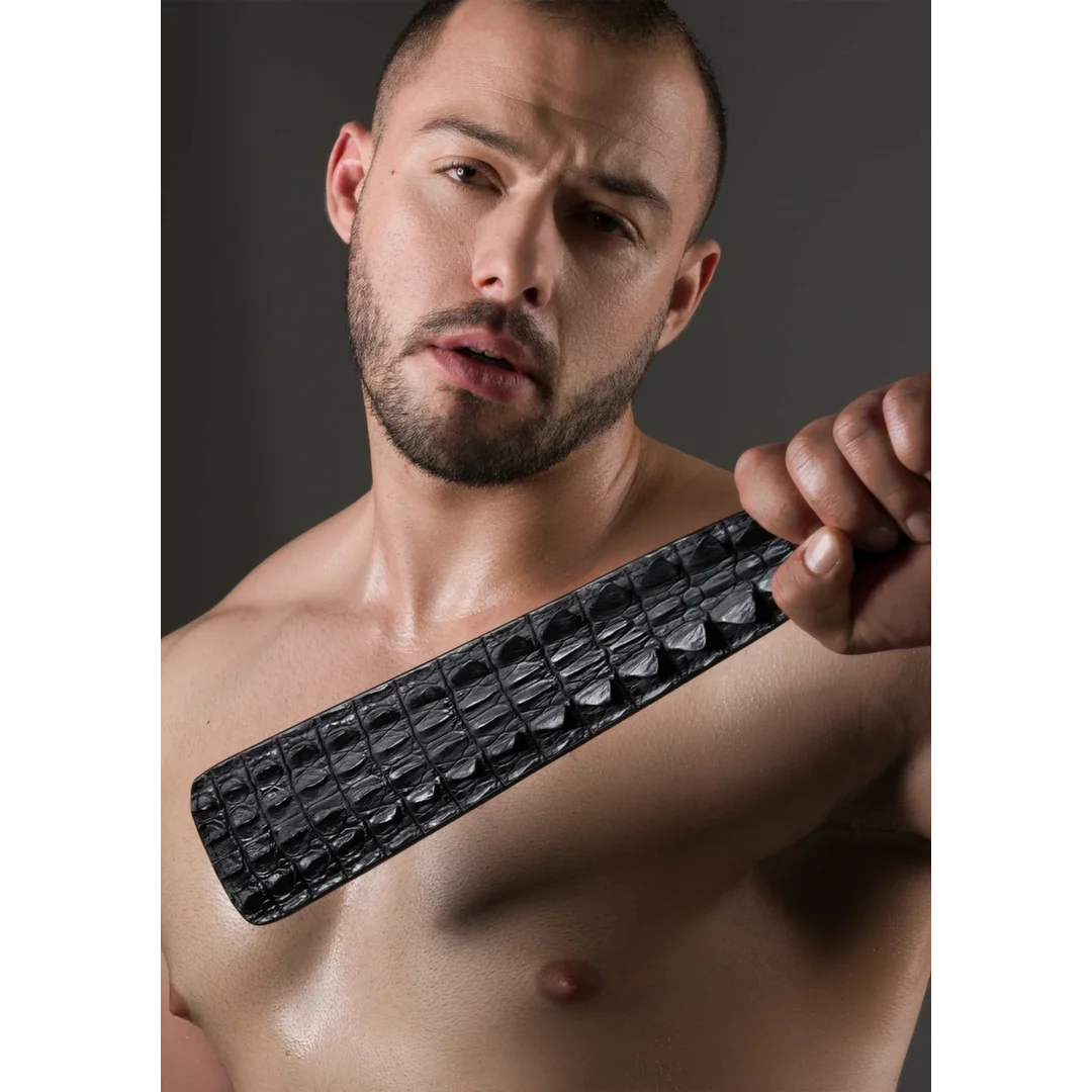 AVANZA FEROS Croc-Embossed Paddle skorzana packa z tłoczeniem