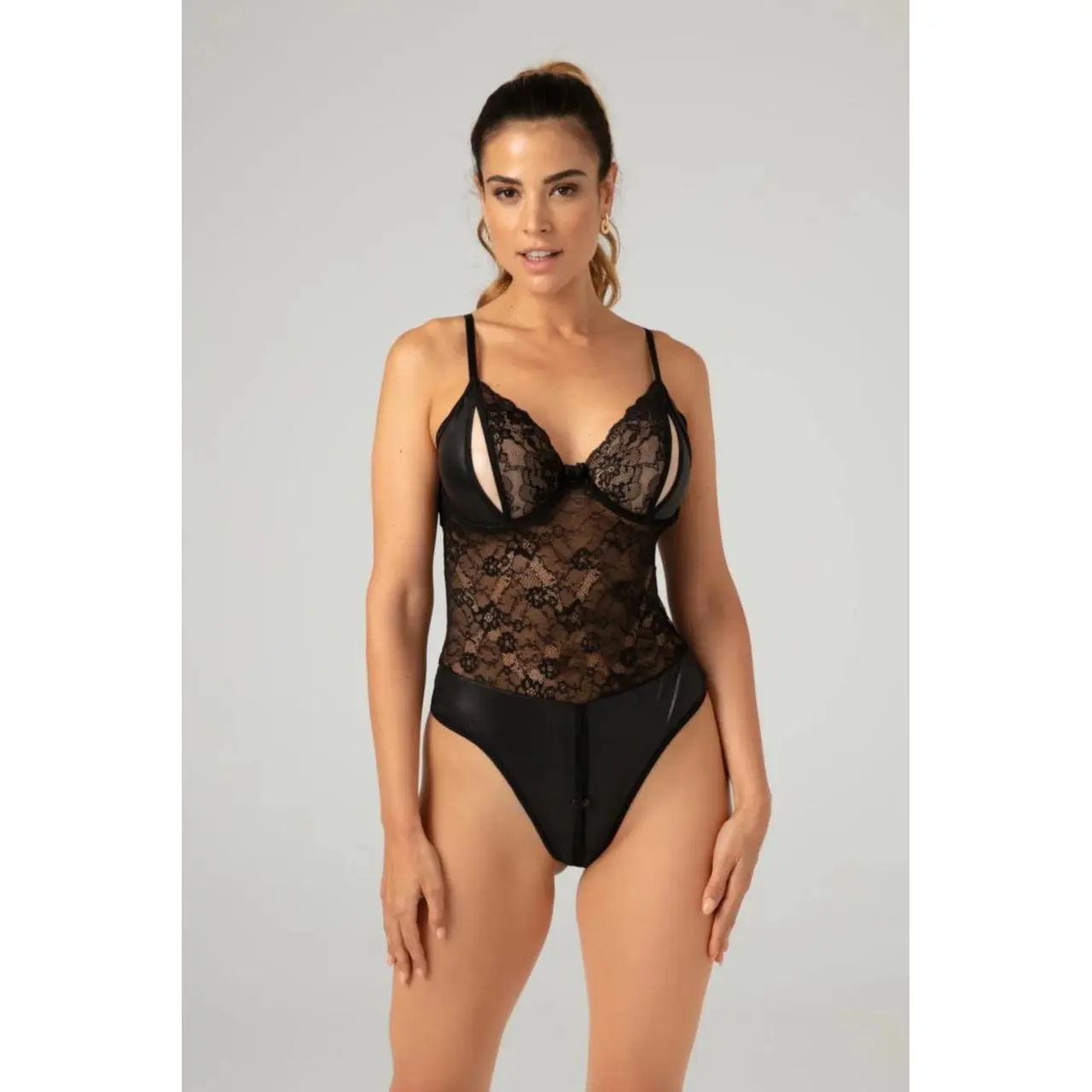 Christine Vesper - body damskie z efektem wetlook i koronką, czarne S/M