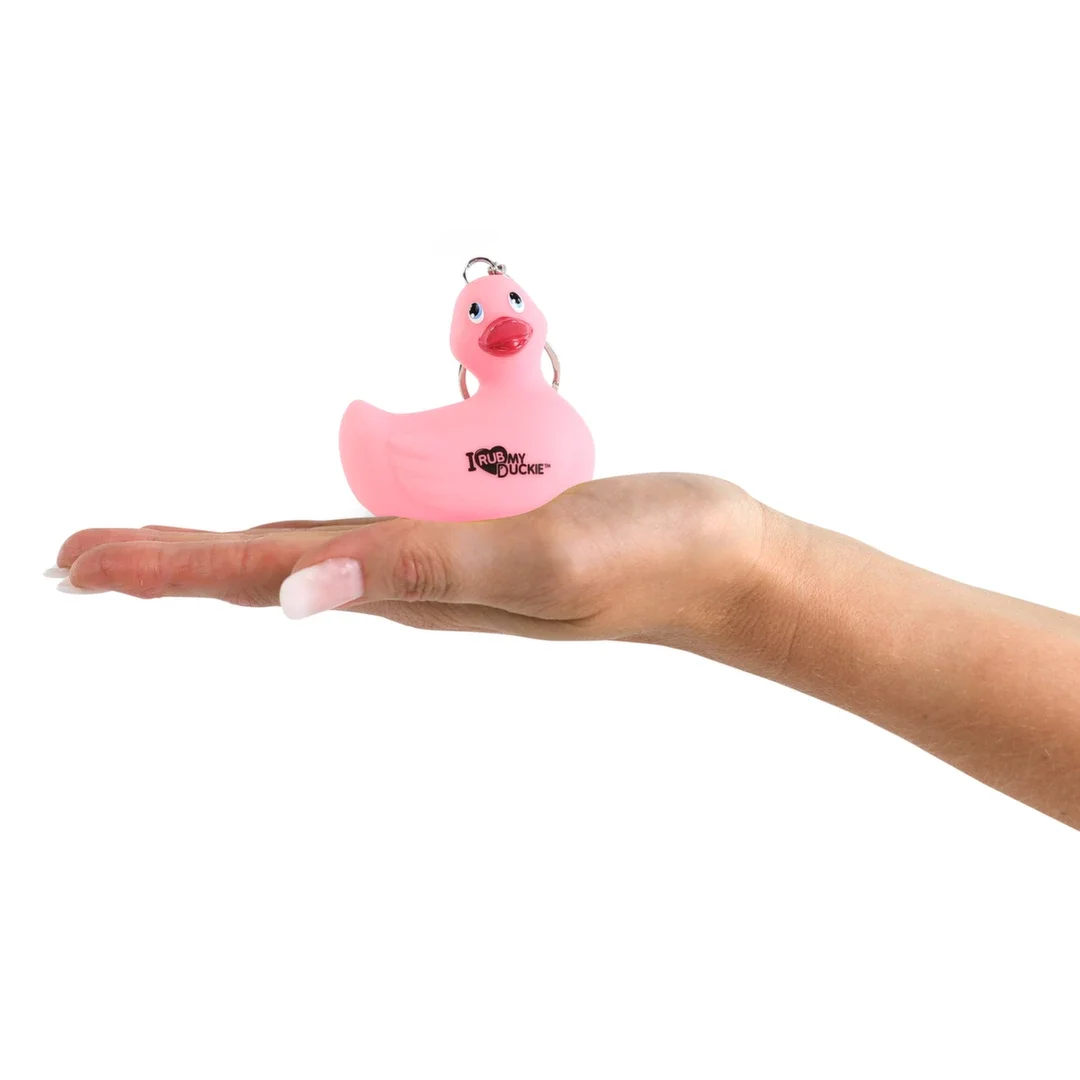 Big Teaze Toys I Rub My Duckie breloczek rożowy mini kaczuszka — zdjęcie 3