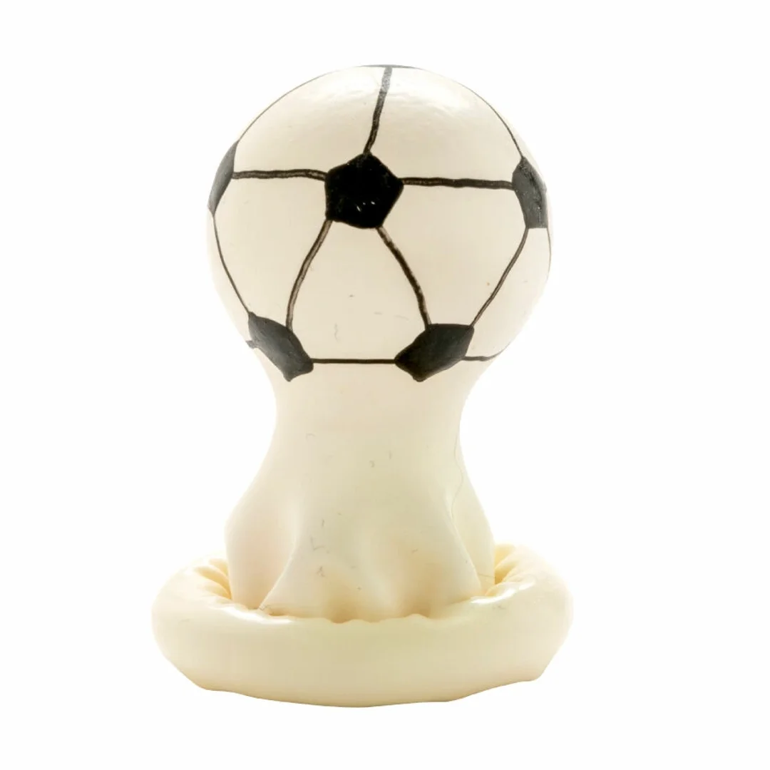 Condomerie Football Art - Prezerwatywa ręcznie malowana, edycja piłkarska — zdjęcie 3